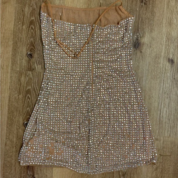 Women's Oh Polly Lasma Nude Embellished Halter Bodycon Dress - Picture 3 of 4